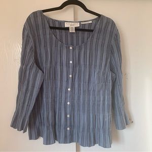 Norton Woman’s Studio | stretchy Blue ribbed, striped top